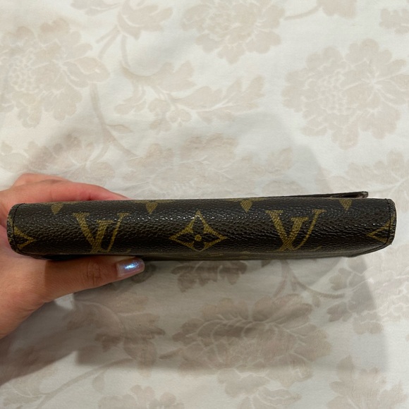 Louis Vuitton Monogram Porte Tresor Wallet - Picture 4 of 13